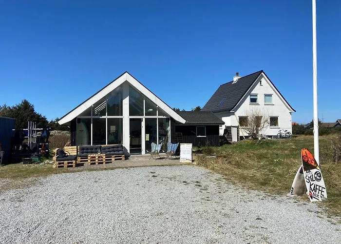 Viking Surf House